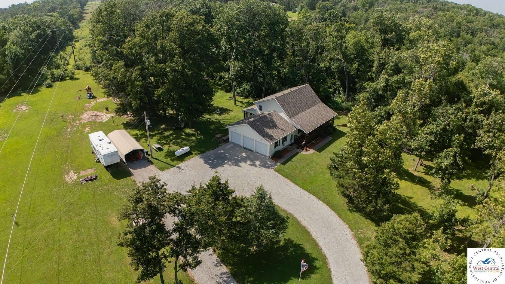 11 Acres of Land with Home for Sale in Warsaw, Missouri