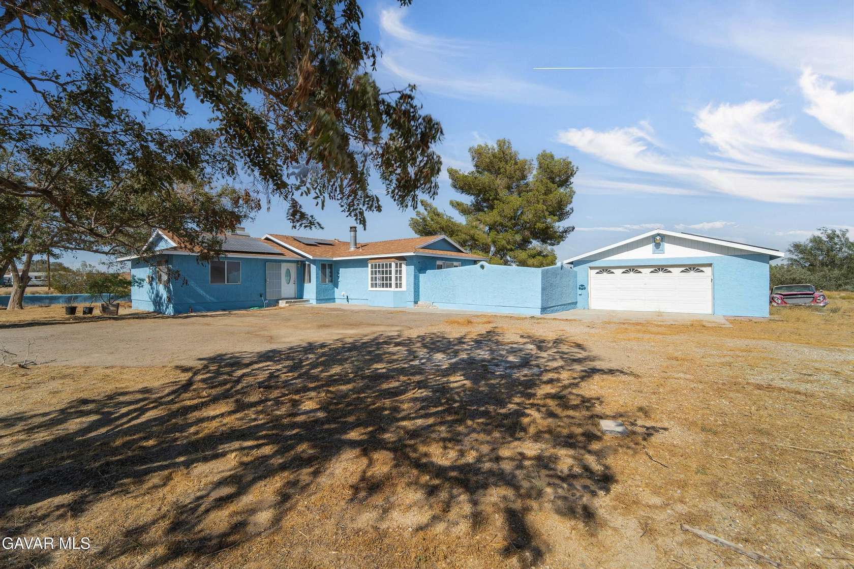 2.5 Acres of Land with Home for Sale in Mojave, California