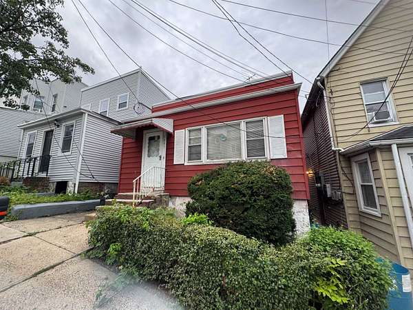 0.09 Acres of Residential Land for Sale in North Bergen, New Jersey