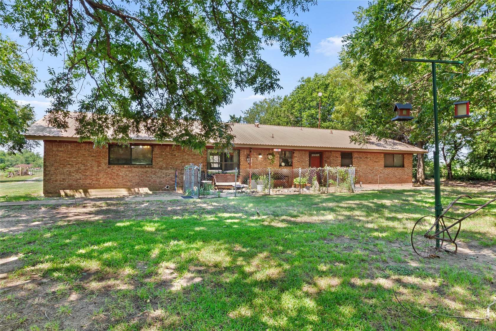 28.8 Acres of Agricultural Land with Home for Sale in Purdon, Texas