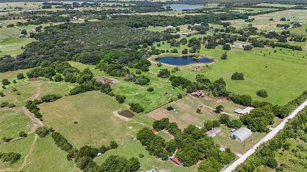 28.8 Acres of Agricultural Land with Home for Sale in Purdon, Texas