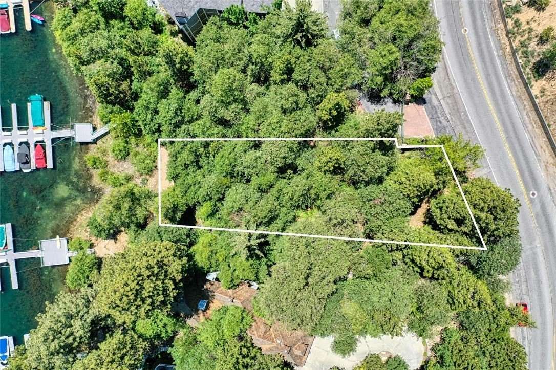0.39 Acres of Land for Sale in Lake Arrowhead, California