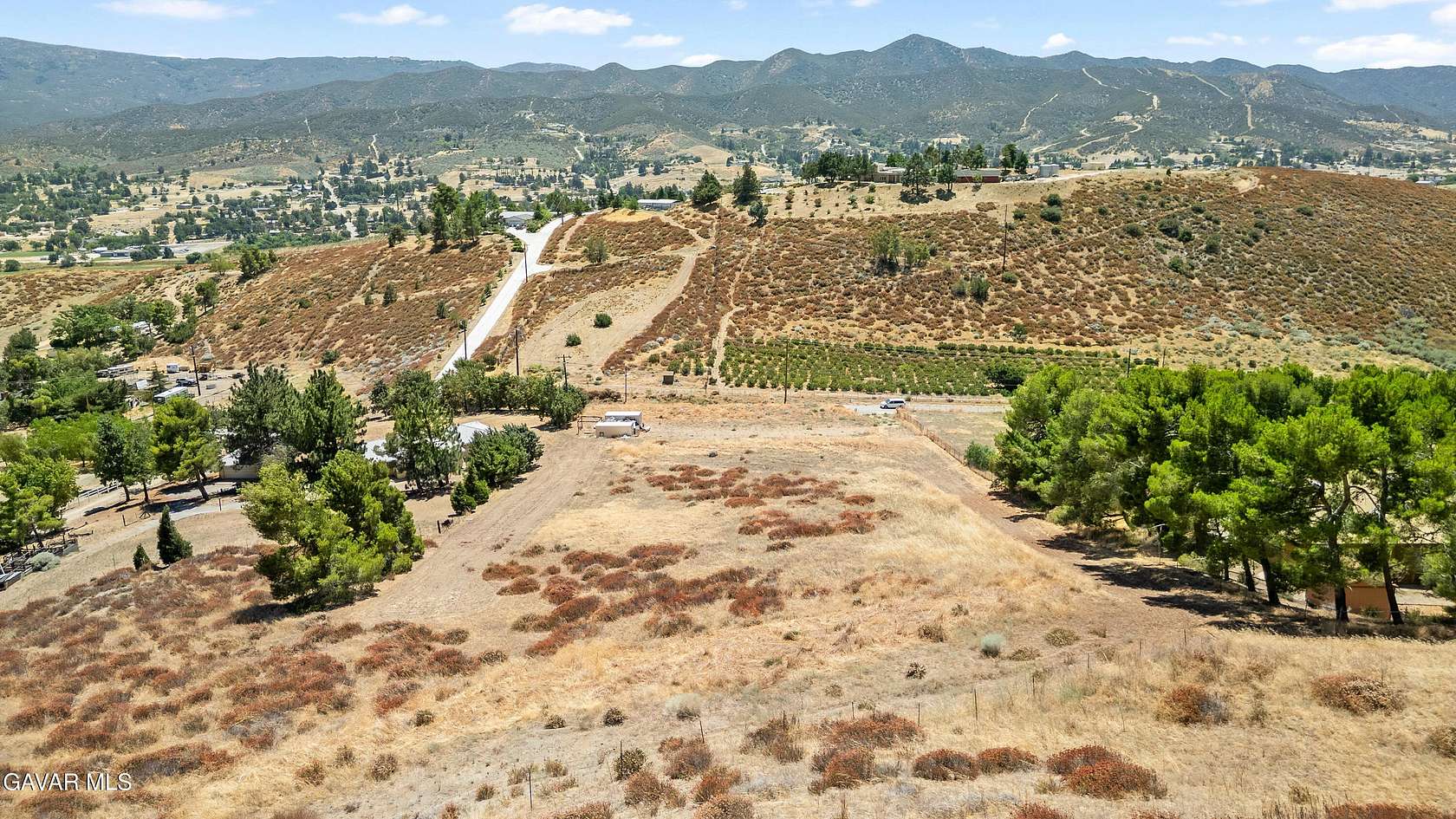 11.5 Acres of Land for Sale in Leona Valley, California