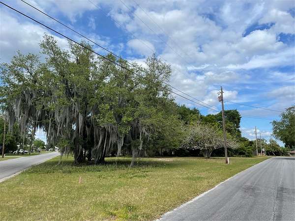 0.26 Acres of Residential Land for Sale in Tavares, Florida
