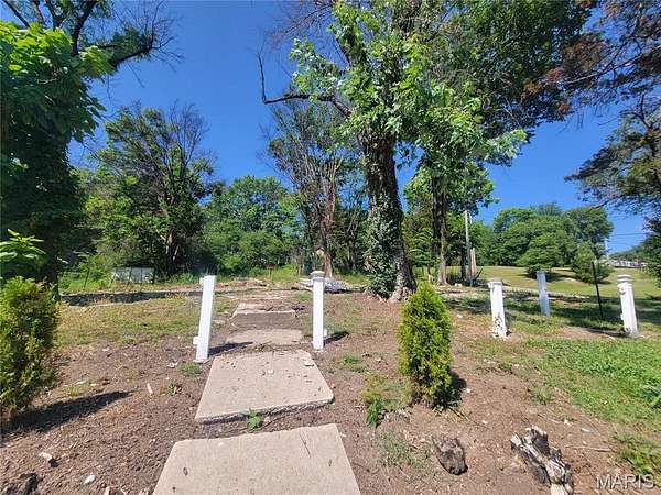 0.23 Acres of Residential Land for Sale in Clarksville, Missouri