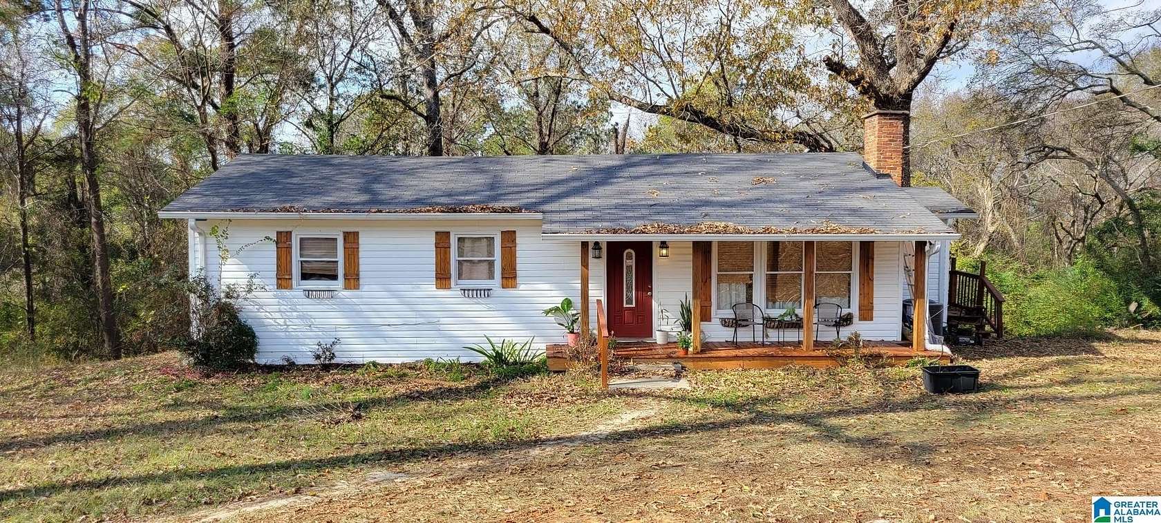 1.5 Acres of Land with Home for Sale in Tuscaloosa, Alabama