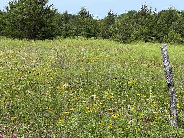 2.55 Acres of Residential Land for Sale in Colbert, Oklahoma