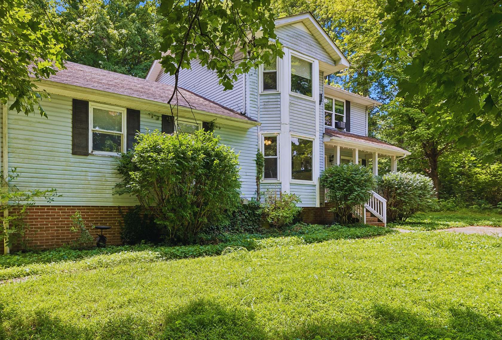 9.63 Acres of Land with Home for Sale in Thompson's Station, Tennessee