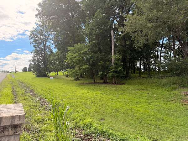 1 Acre of Residential Land for Sale in Dickson, Tennessee