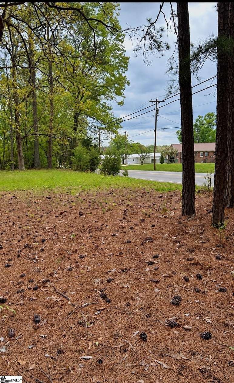 3 Acres of Residential Land for Sale in Woodruff, South Carolina