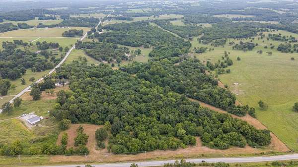 10 Acres of Residential Land for Sale in Walnut Grove, Missouri