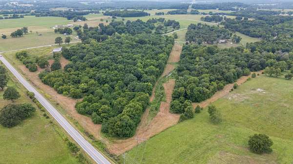 10 Acres of Residential Land for Sale in Walnut Grove, Missouri