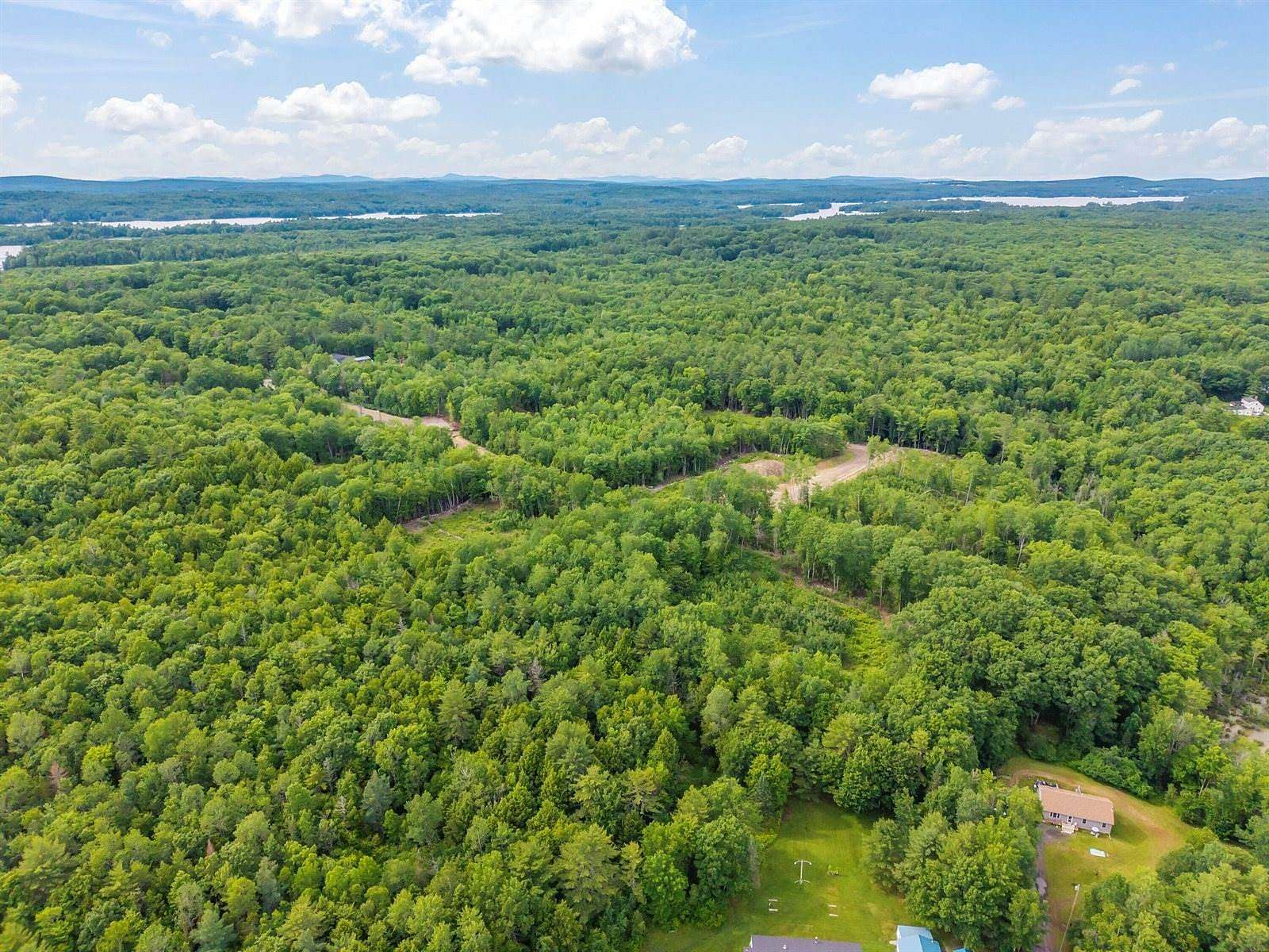2.57 Acres of Residential Land for Sale in West Gardiner Town, Maine