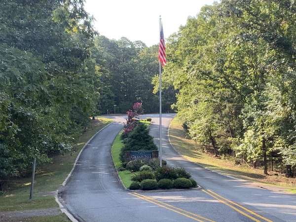 0.34 Acres of Residential Land for Sale in Fairfield Bay, Arkansas