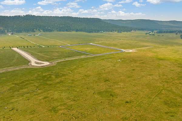 5 Acres of Residential Land for Sale in Custer, South Dakota