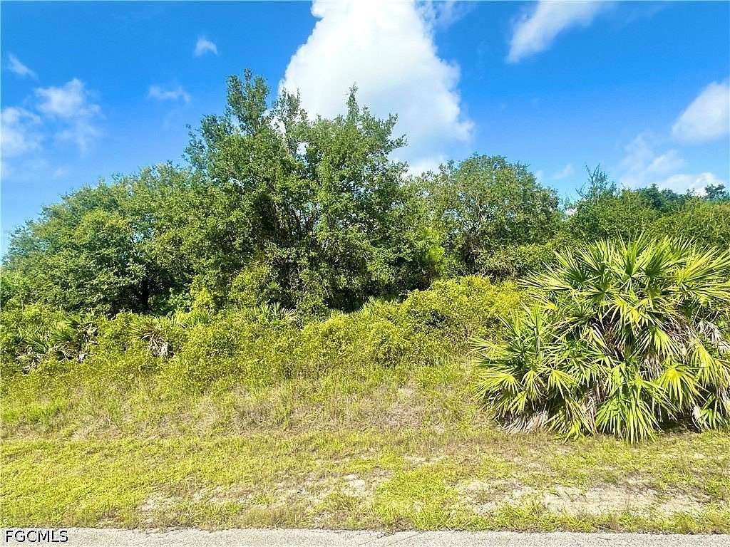 0.5 Acres of Residential Land for Sale in Lehigh Acres, Florida