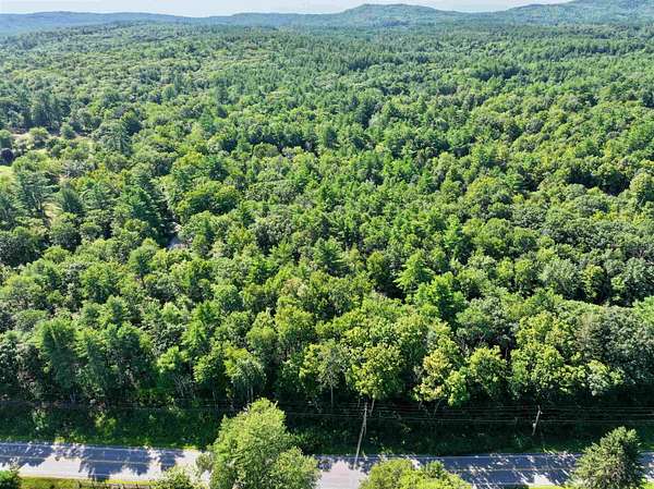 1 Acre of Residential Land for Sale in Weare, New Hampshire