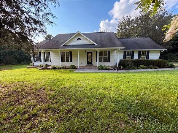 2.84 Acres of Land with Home for Sale in Cleveland, Georgia