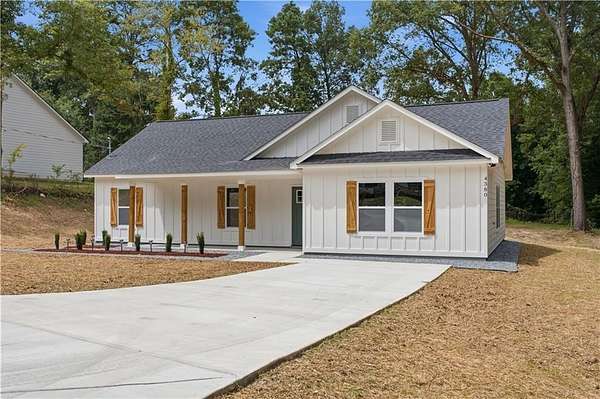 1.5 Acres of Land with Home for Sale in Acworth, Georgia