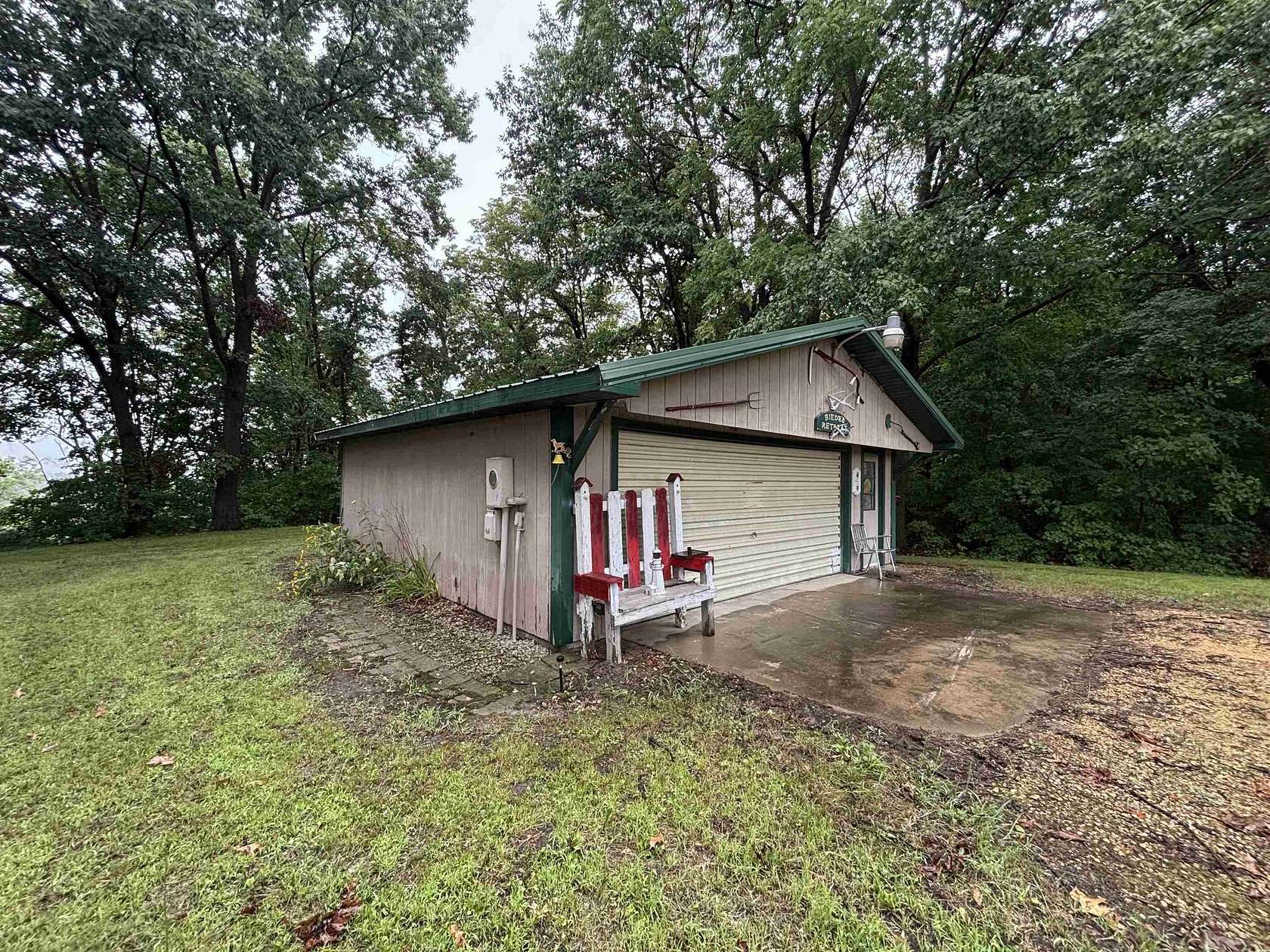 5 Acres of Land for Sale in Hanover, Illinois