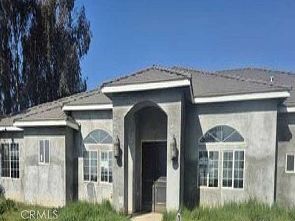 2.54 Acres of Land with Home for Auction in Fresno, California
