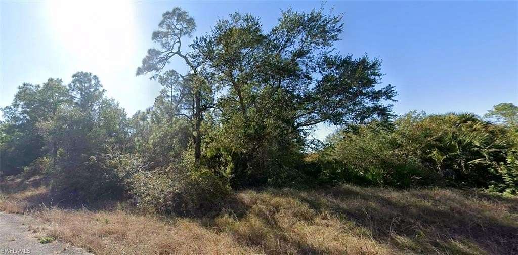 1 Acre of Residential Land for Sale in Lehigh Acres, Florida