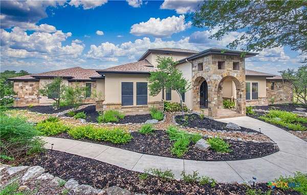 15 Acres of Land with Home for Sale in Canyon Lake, Texas