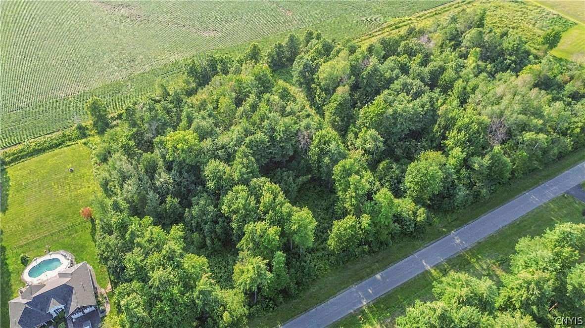 1.35 Acres of Residential Land for Sale in Sackets Harbor, New York