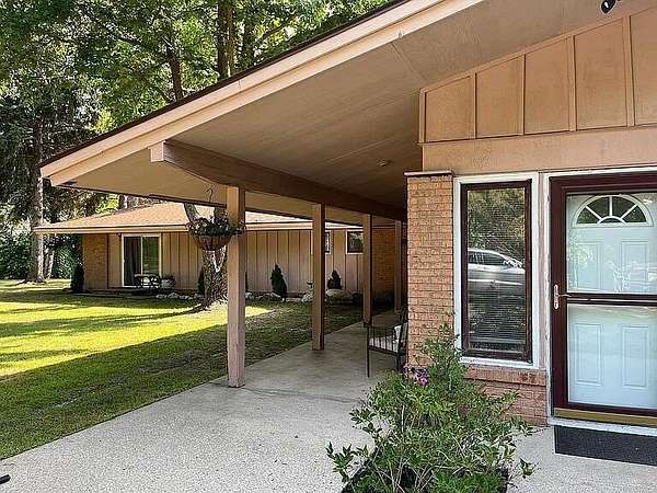 6 Acres of Land with Home for Sale in Ludington, Michigan