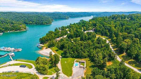 1.42 Acres of Residential Land for Sale in La Follette, Tennessee