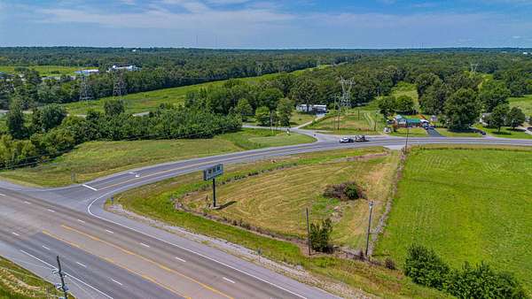 0.88 Acres of Commercial Land for Sale in Paducah, Kentucky