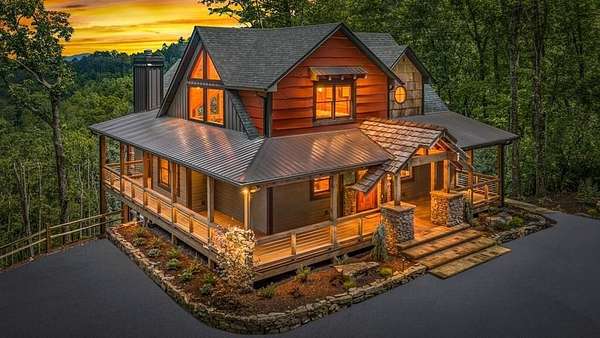 2.43 Acres of Land with Home for Sale in Blue Ridge, Georgia