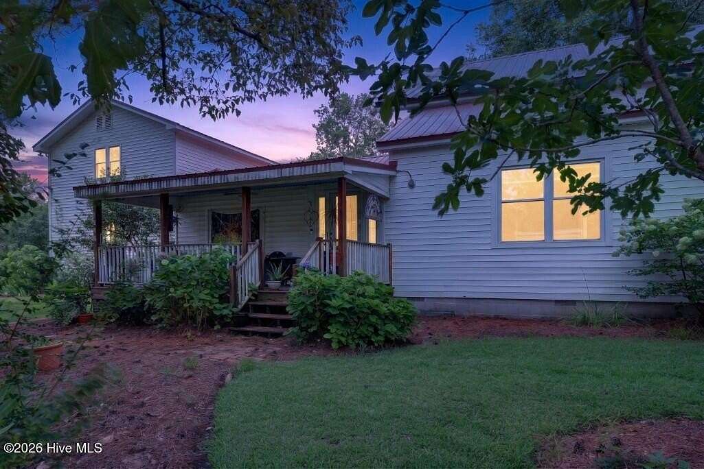 6.24 Acres of Land with Home for Sale in New Bern, North Carolina