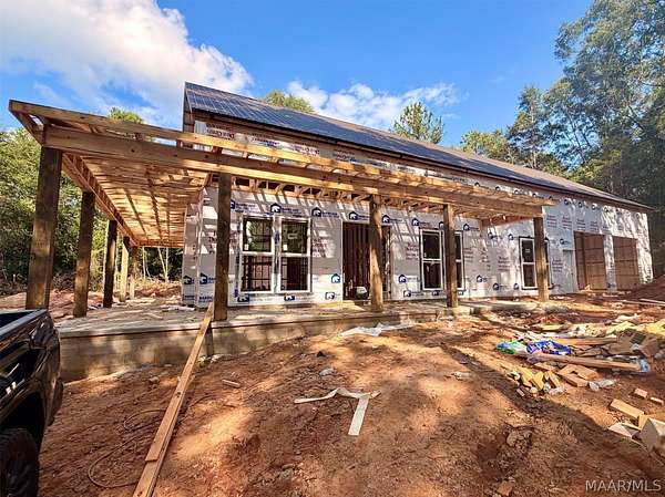 2.5 Acres of Land with Home for Sale in Wetumpka, Alabama