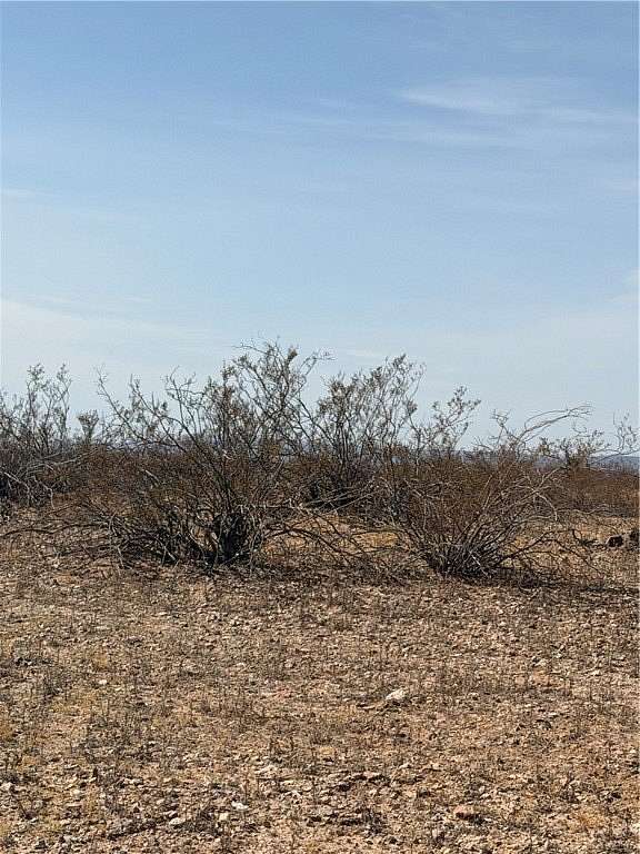 2.35 Acres of Residential Land for Sale in Golden Valley, Arizona