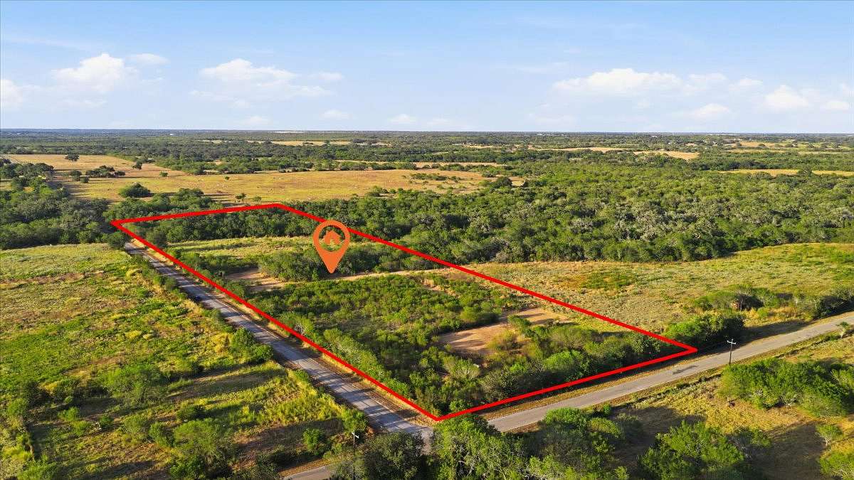 10 Acres of Land for Sale in Beeville, Texas