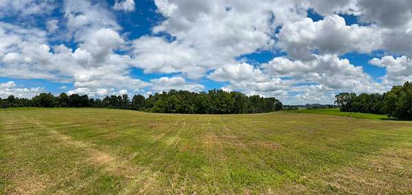 2.3 Acres of Residential Land for Sale in Castalian Springs, Tennessee