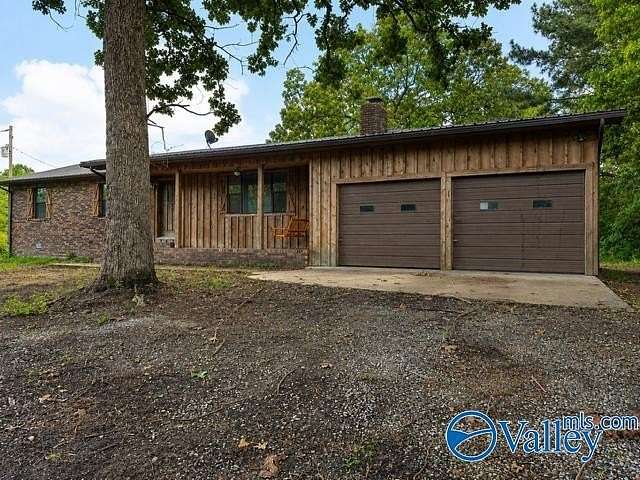 2.5 Acres of Land with Home for Sale in Hollywood, Alabama