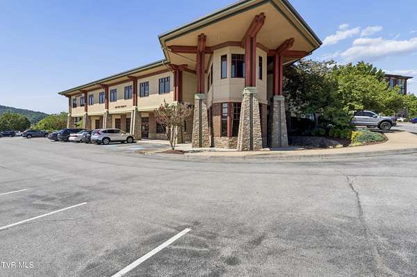 2.44 Acres of Improved Commercial Land for Lease in Kingsport, Tennessee