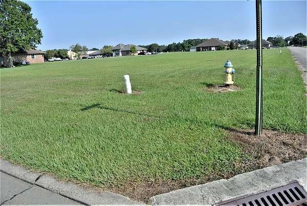 1 Acre of Commercial Land for Sale in New Iberia, Louisiana