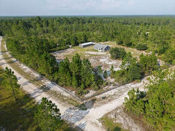 25 Acres of Recreational Land with Home for Sale in Folkston, Georgia