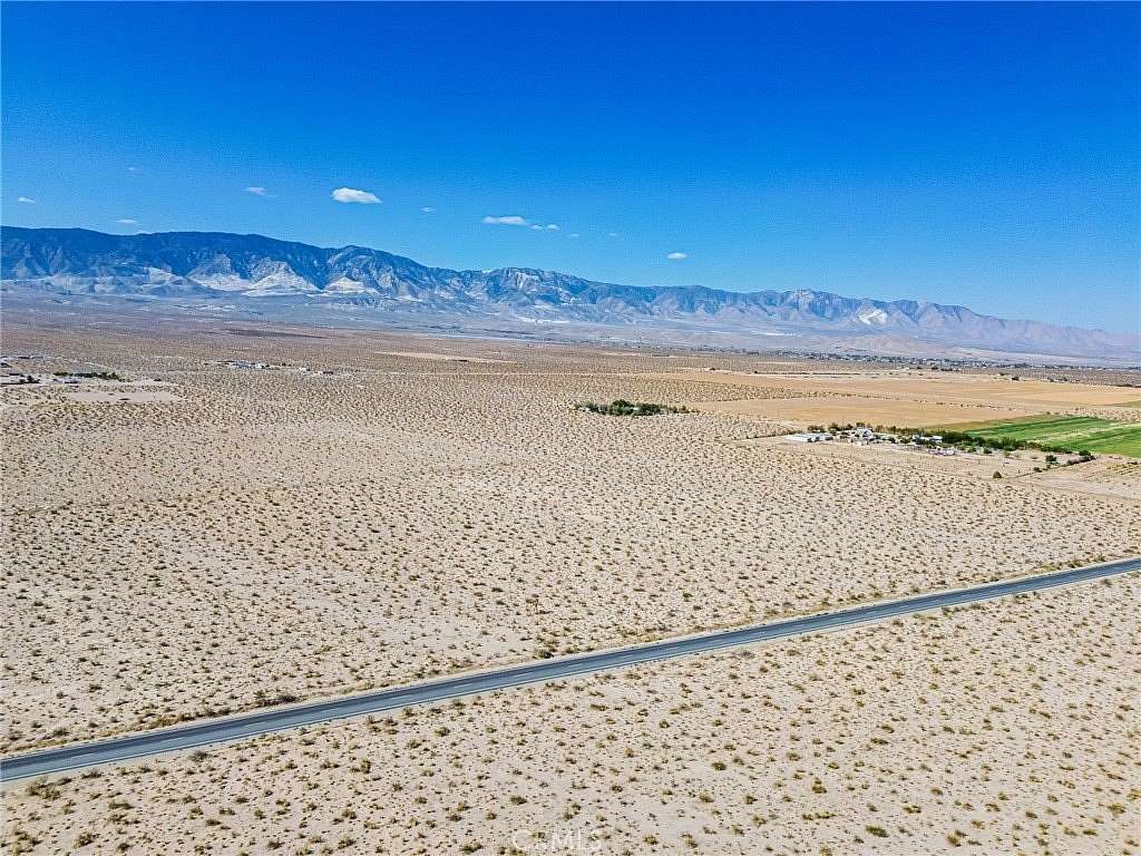 13.7 Acres of Land for Sale in Lucerne Valley, California