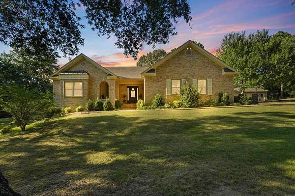 3.37 Acres of Land with Home for Sale in Greenbrier, Arkansas
