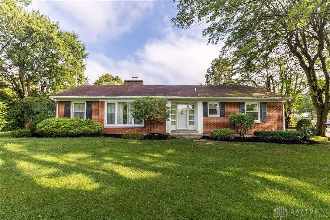 8.46 Acres of Land with Home for Sale in Huber Heights, Ohio