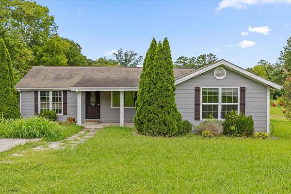 1.6 Acres of Land with Home for Sale in Chattanooga, Tennessee