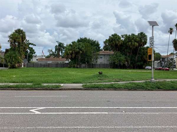 0.46 Acres of Land for Sale in Tampa, Florida