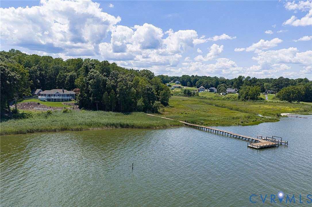 8 Acres of Land with Home for Sale in Laneview, Virginia