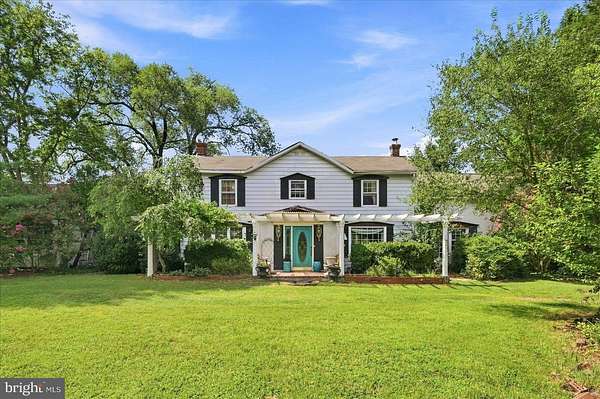 12.7 Acres of Land with Home for Sale in Amissville, Virginia