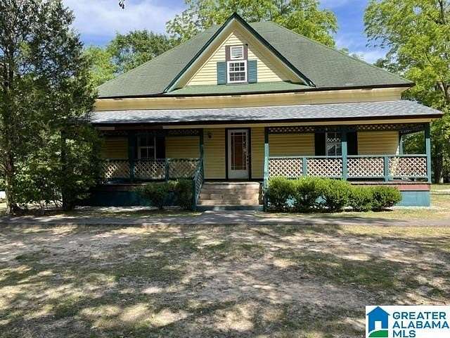 14.6 Acres of Land with Home for Sale in Roanoke, Alabama