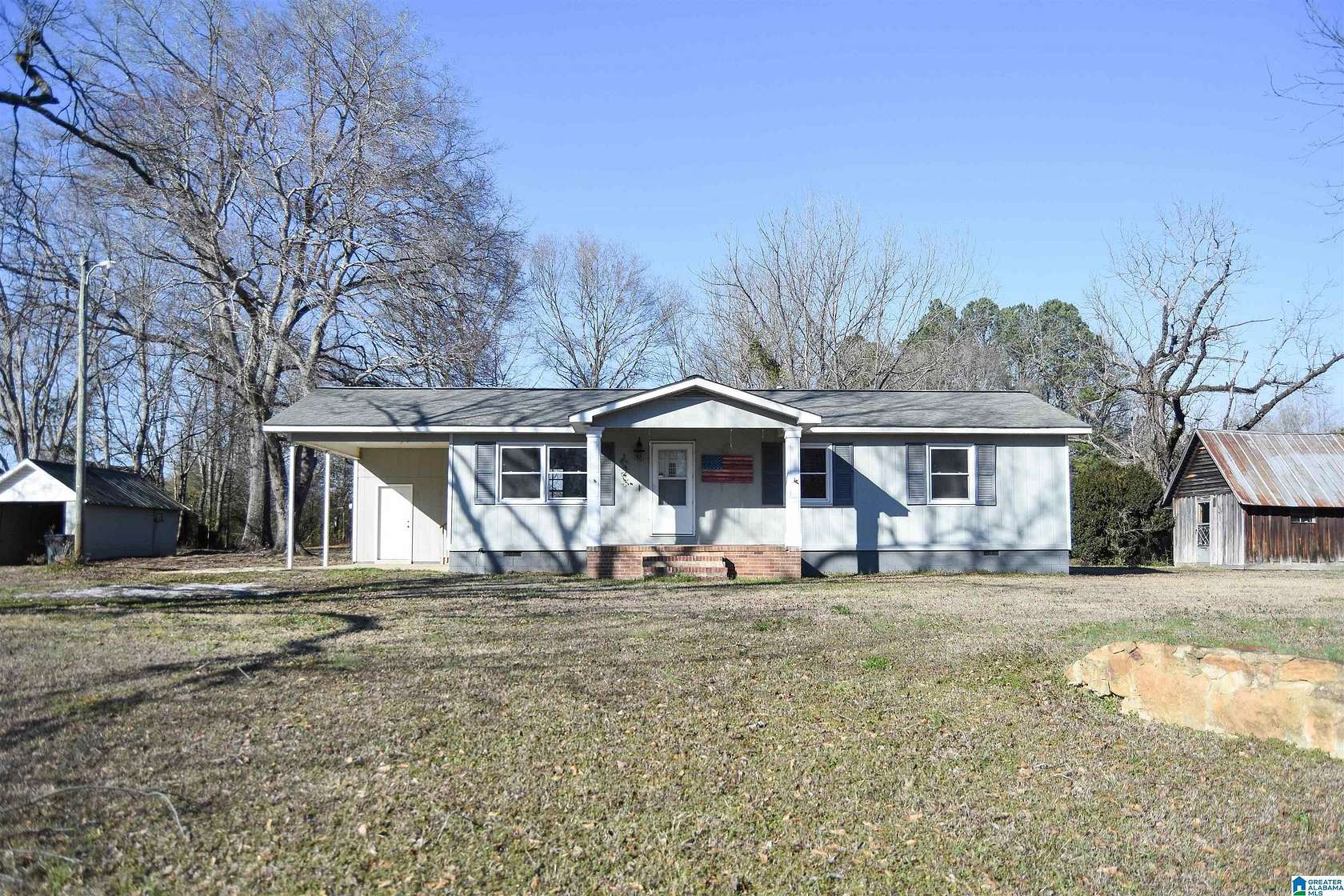 32.4 Acres of Land with Home for Sale in Anniston, Alabama